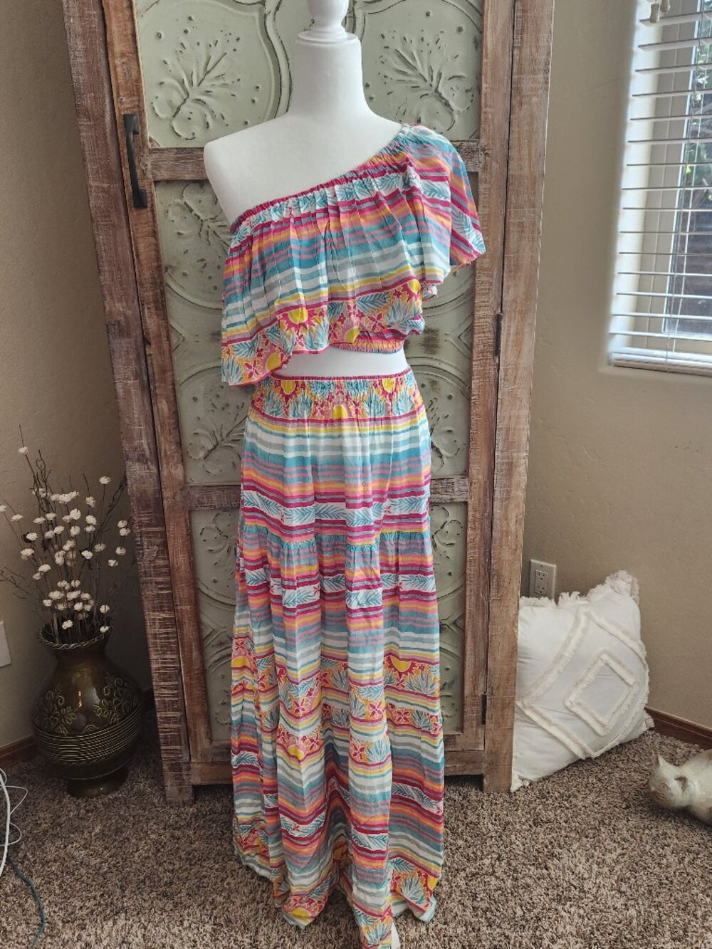 Kenny Flowers Cropped One-shoulder Top w/ Maxi Skirt Set | Small